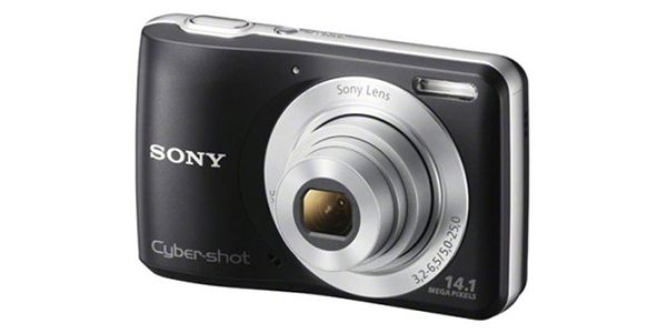 Sony Cybershot 14.1 MP Point and Shoot Camera