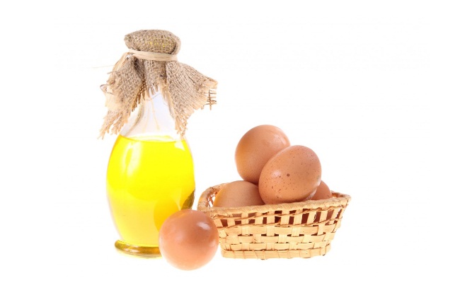 Olive oil and egg for hair