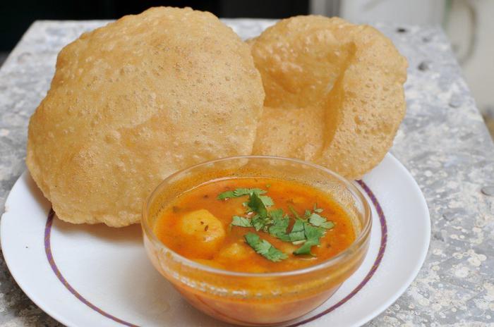 aloo_puri