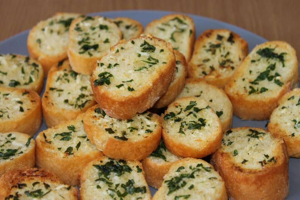 garlic bread