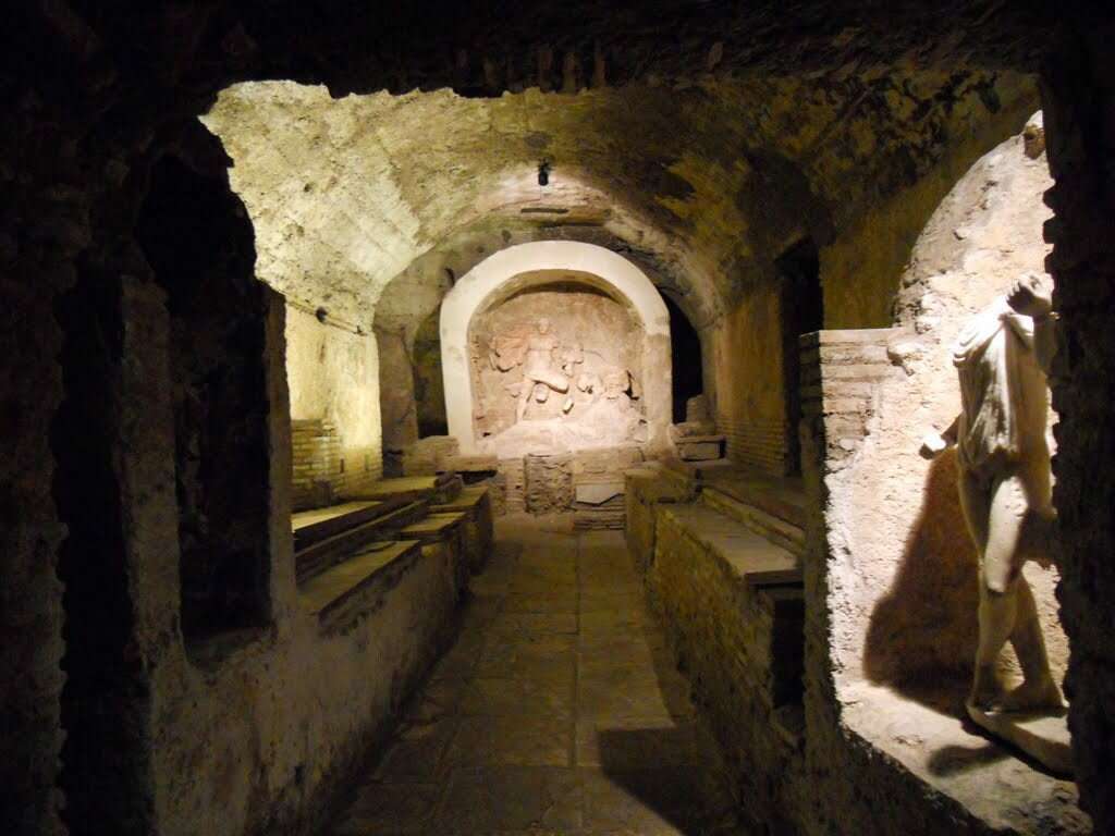 10 offbeat places in rome mithraeum