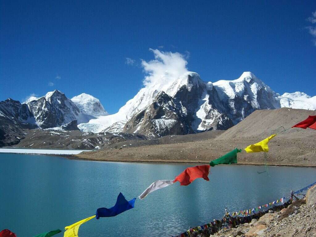 most isolated places in india gurudongmar lake