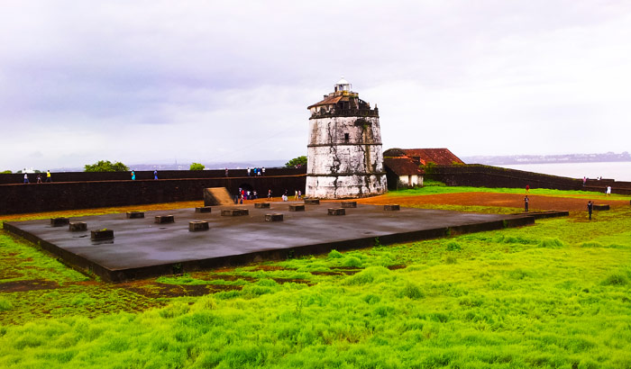 places to visit in goa fort aguada