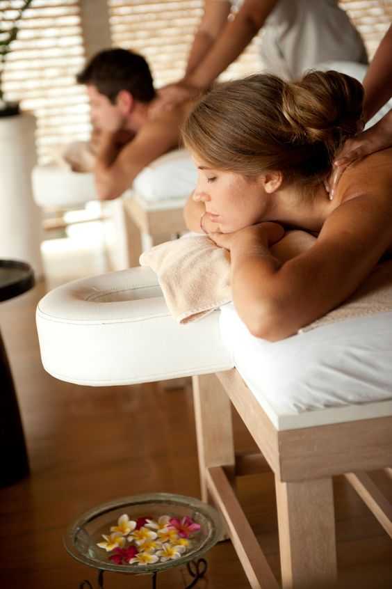 couples massage