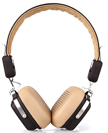 boAt Rockerz600 headphones